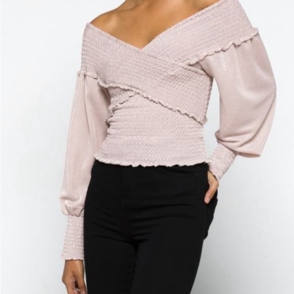 BB Dakota by Steve Madden Blush Pink Smocked Puff Sleeve Top L NWT Romantic Boho - Picture 3 of 11